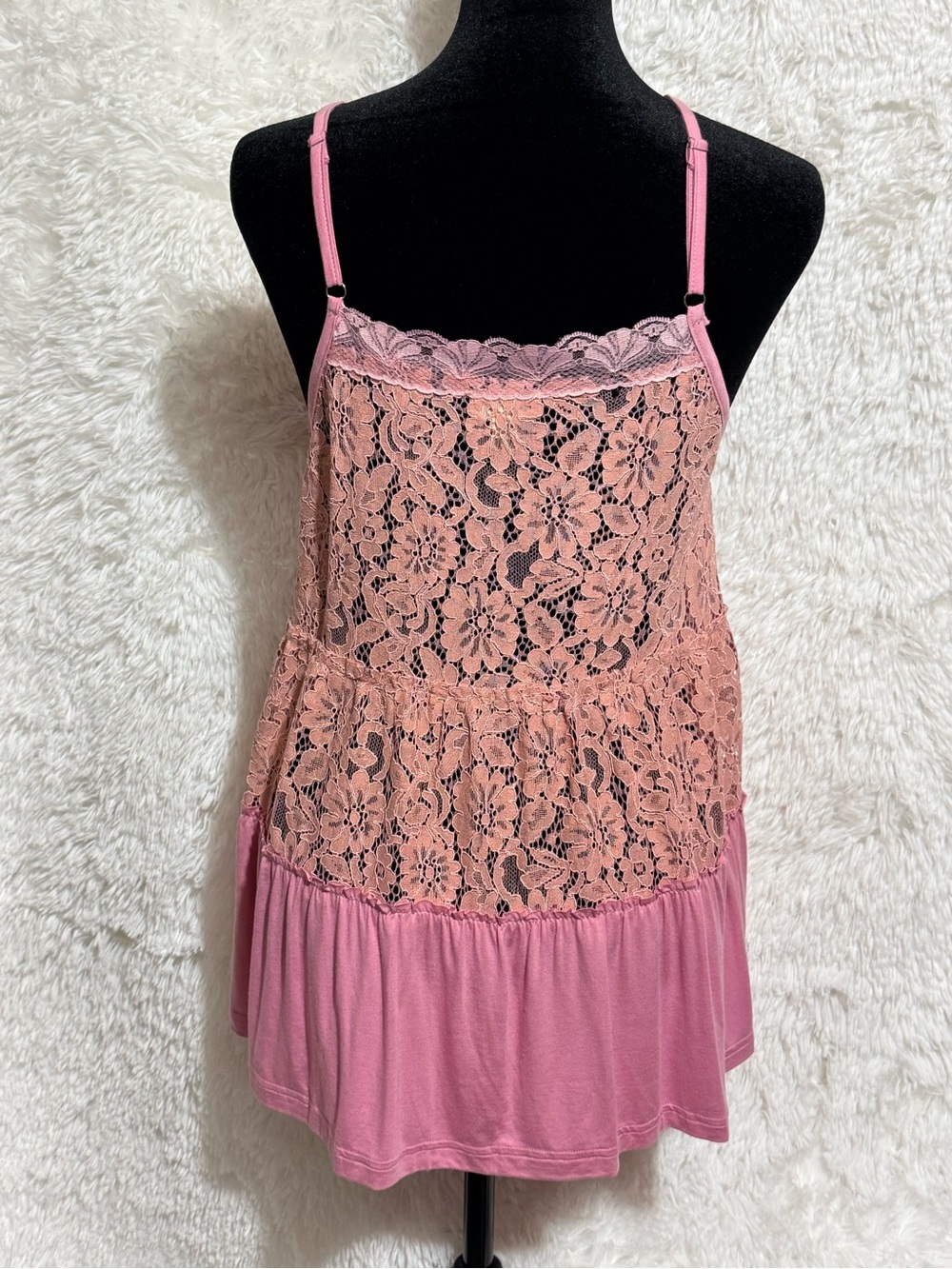 POL Pink Lace-Front Camisole with Ruffle Hem - Picture 3 of 5